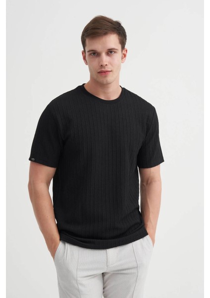 Siyah Erkek T-Shirt 4051 modelleri
