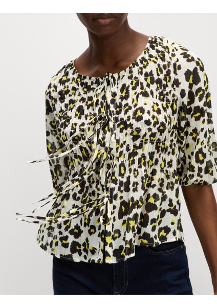 Büzgü Detaylı Bağlamalı Bluz