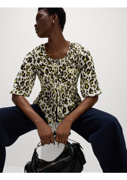 Büzgü Detaylı Bağlamalı Bluz fiyatları