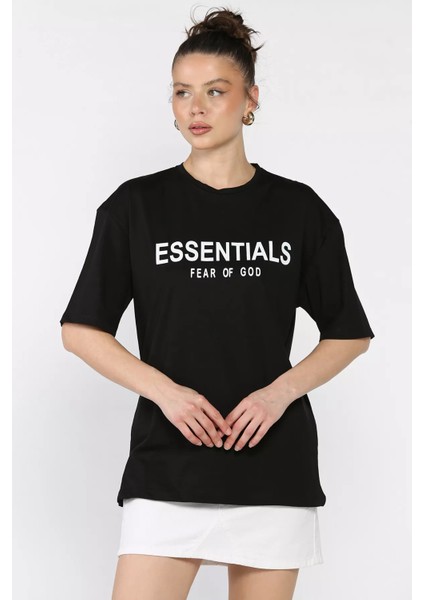 Bisiklet Yaka Ön Baskılı Kadın Tişört P-00017043 fiyatları