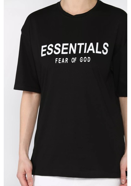 Bisiklet Yaka Ön Baskılı Kadın Tişört P-00017043 fırsatları