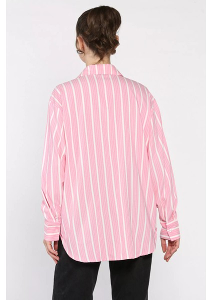 Kadın Tek Cepli Çizgili Salaş Gömlek P-00016989 modelleri