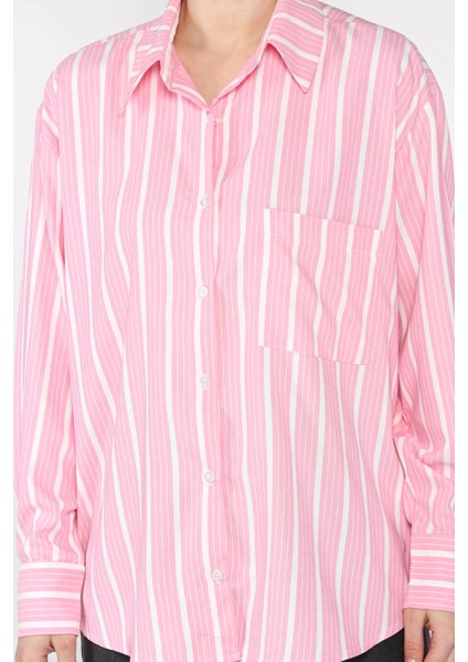 Kadın Tek Cepli Çizgili Salaş Gömlek P-00016989 fırsatları