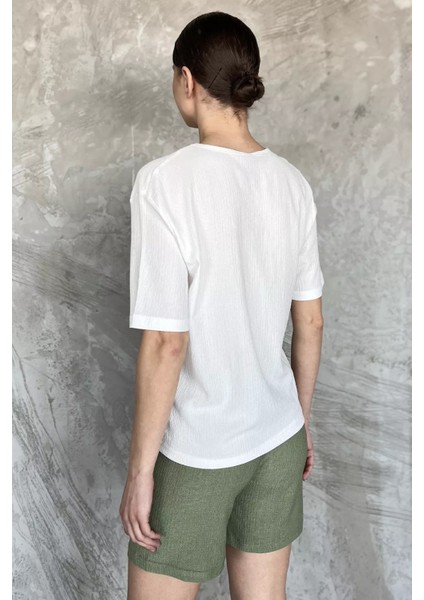 Kadın Tek Cepli Nakışlı Şortlu Ikili Takım P-00016937 modelleri