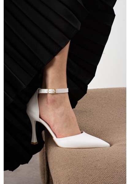 Felka Kadın Topuklu Bilekten Dolamalı Stiletto Beyaz Deri fiyatları