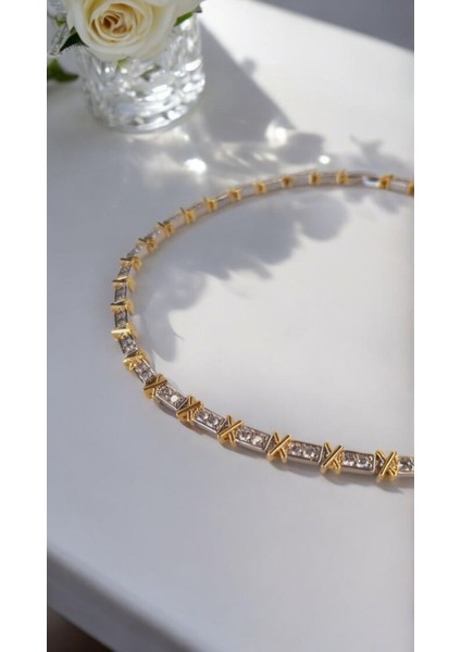 Premium Seri Paslanmaz Çelik Tiff Model Döküm Su Yolu Taşlı Kolye