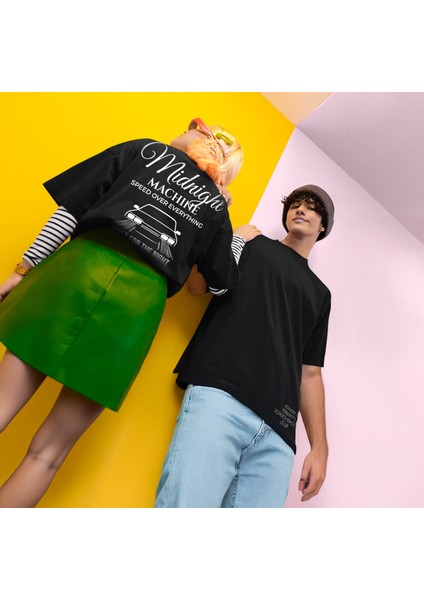 Siyah Oversize Erkek Tişört – Midnight Machine Tasarımı | Swozz Streetwear Koleksiyonu