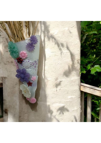 - Balkon Süsü Külah, Çiçekli Model - Askılı Balkon Vazosu - Çiçeklik - Duvar Çiçekliği - Epoksi Döküm - 25 cm fırsatları