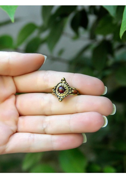 Doğal Taş Garnet Minimal Doğal Taşlı Kadın Antik Ayarlanabilir Yüzük EUY58G modelleri