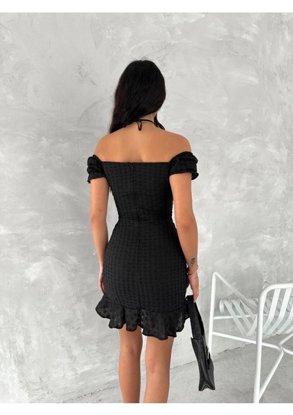 Göğüs Bağlamalı Mini Elbise - Siyah