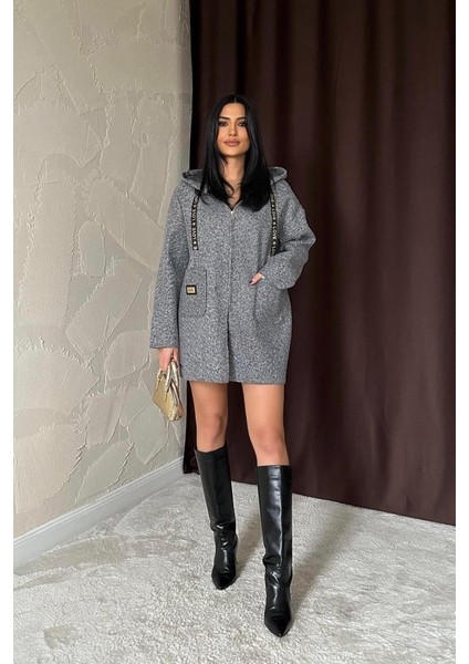 Gri Armalı Kapşonlu Peluş Ceket