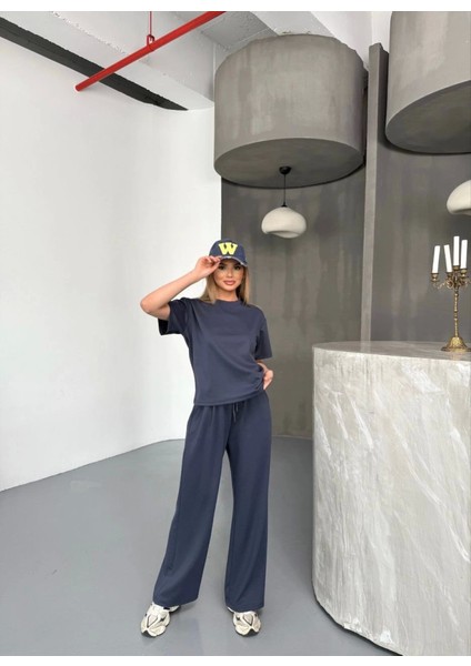 Osy Modal Yumuşak Dokulu Kumaş Kısa Kollu Bluz Rahat Pantalon Ikili Takım- Füme