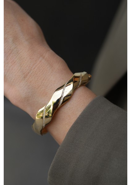 14 Ayar Altın Taş Detaylı Kalın Su Dalgası Kelepçe