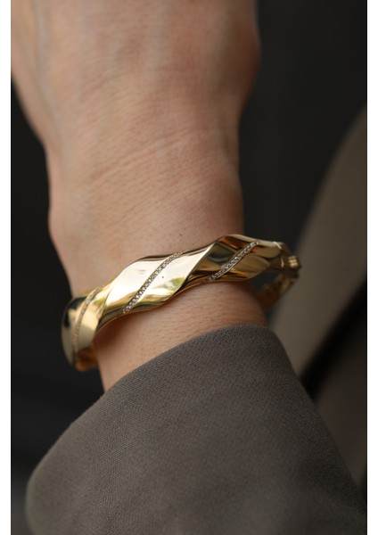 14 Ayar Altın Taş Detaylı Kalın Su Dalgası Kelepçe modelleri