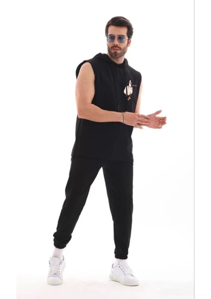 Unisex Kapşonlu Kolsuz Oversize Baskılı Tişört - Siyah