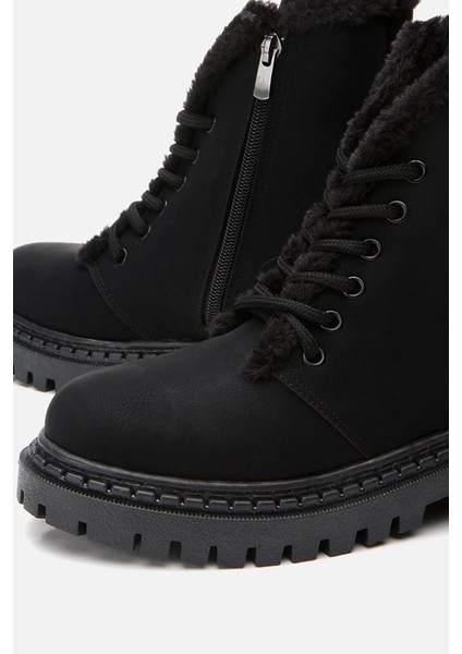 Siyah Kadın Düz Bot fırsatları