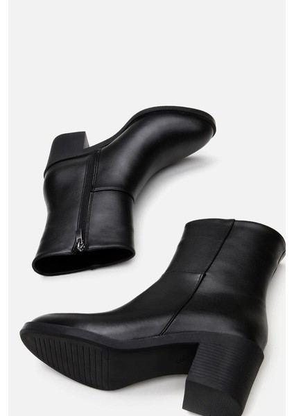 Siyah Kadın Topuklu Bot fırsatları