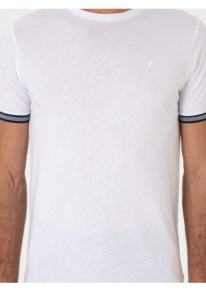 Erkek Beyaz Regular Fit %100 Pamuk Bisiklet Yaka T-shirt 50301318-VR013