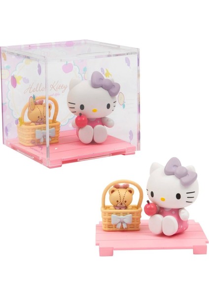 HKT38100 Hello Kitty ve Oyun Arkadaşı - 1 Adet Fiyatıdır
