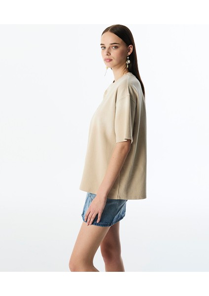 Nakışlı Oversıze T-Shırt TS1250070238003 modelleri