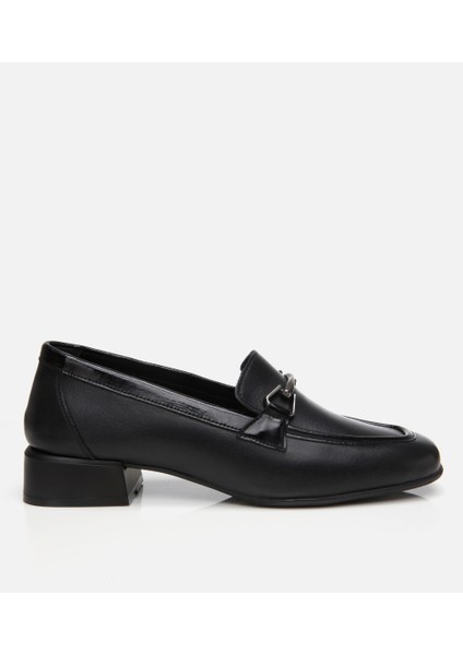 01AYH306780A100 KADIN Deri Siyah Tokalı Loafer