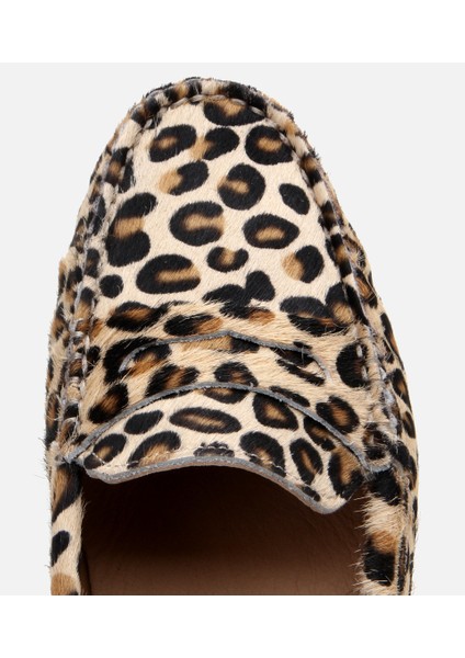 01AYH303610A133 KADIN Deri Siyah Leopar Desenli Günlük Loafer fırsatları