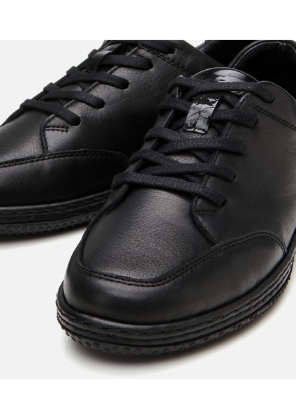 01AYH306590A100 KADIN Deri Siyah Comfort Spor Ayakkabı modelleri