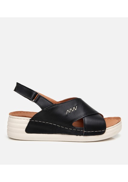01SAH306840A100 KADIN Deri Siyah Ayarlanabilir Comfort Sandalet
