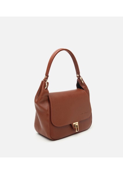03CAH309410A370 KADIN Deri Taba Kilit Detaylı Omuz Çantası modelleri