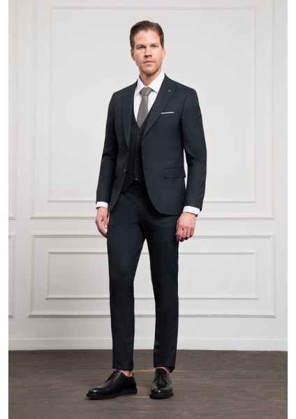 Erkek Lacivert Trend Yelekli Slim Fit Dar Kesim Sivri Yaka Takım Elbise fiyatları
