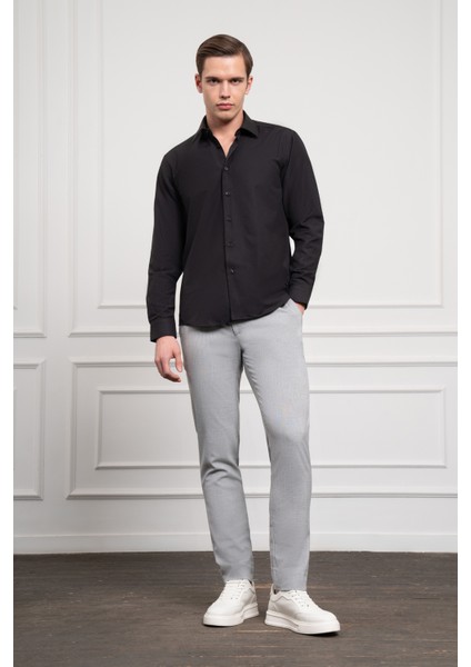 Erkek Siyah Slim Fit Dar Kesim Sert Spor Yaka Gömlek