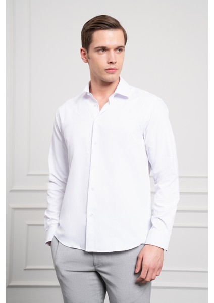 Erkek Beyaz Slim Fit Dar Kesim Sert Spor Yaka Gömlek