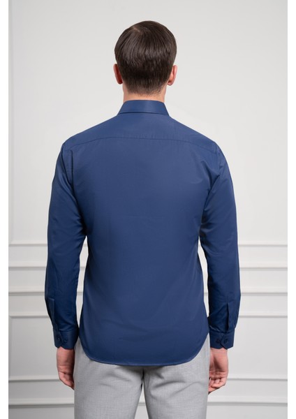 Erkek Lacivert Slim Fit Dar Kesim Sert Spor Yaka Gömlek indirimleri