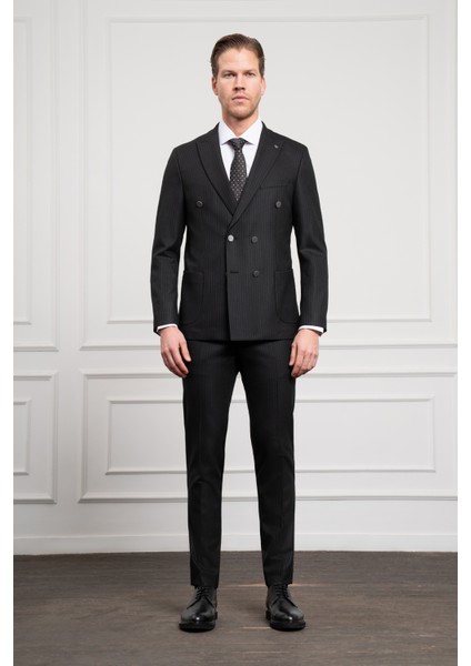 Erkek Siyah Trend Kruvaze Slim Fit Dar Kesim Sivri Yaka Takım Elbise