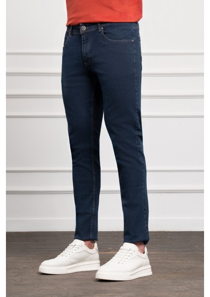 Erkek Lacivert Jean Slim Fit Dar Kesim Pantolon