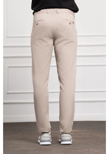 Erkek Bej Dynamic Fit Rahat Kesim Chino Pantolon