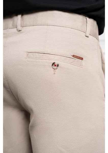 Erkek Bej Dynamic Fit Rahat Kesim Chino Pantolon