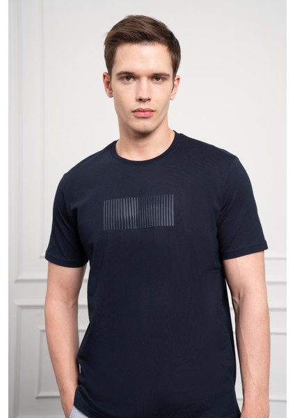 Erkek Lacivert Trend Bisiklet Yaka Pamuk Dinamik Fit T-Shirt indirimleri