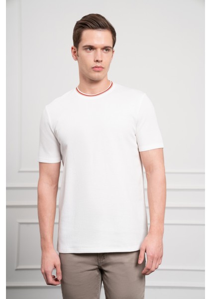 Erkek Ekru Trend Bisiklet Yaka Dinamik Fit T-Shirt