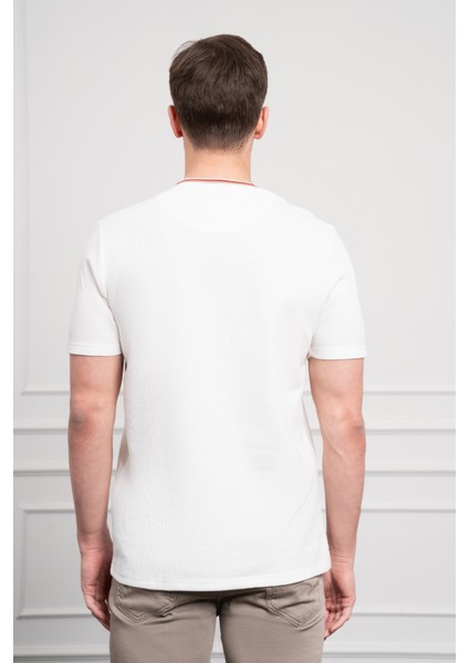 Erkek Ekru Trend Bisiklet Yaka Dinamik Fit T-Shirt