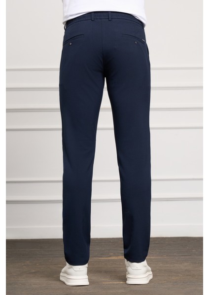 Erkek Lacivert Slim Fit Jogger Pantolon