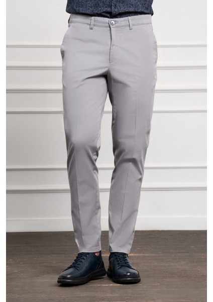 Erkek Gri Dynamic Fit Chino Pantolon
