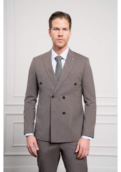 Erkek Kahve Trend Slim Fit Sivri Yaka Kruvaze Takım Elbise