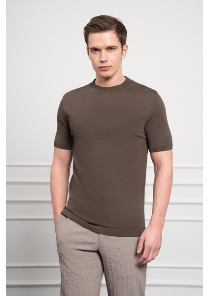 Erkek Haki Trend Bisiklet Yaka Dynamic Fit Rahat Kesim Rayon T-Shirt