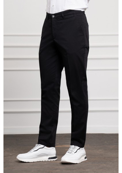 Erkek Siyah Dynamic Fit Chino Pantolon