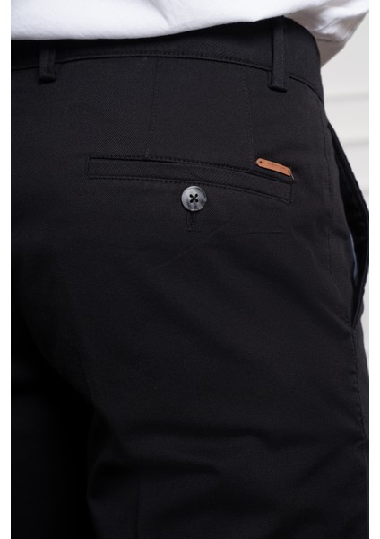 Erkek Siyah Dynamic Fit Chino Pantolon