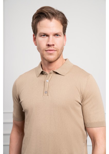 Erkek Bej Basic Polo Yaka Dynamic Fit T-Shirt fırsatları