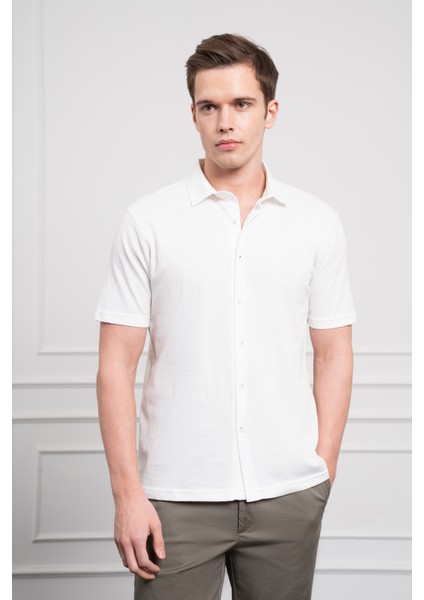 Erkek Ekru Trend Apaçi Yaka Dynamic Fit Kısa Kollu Gömlek