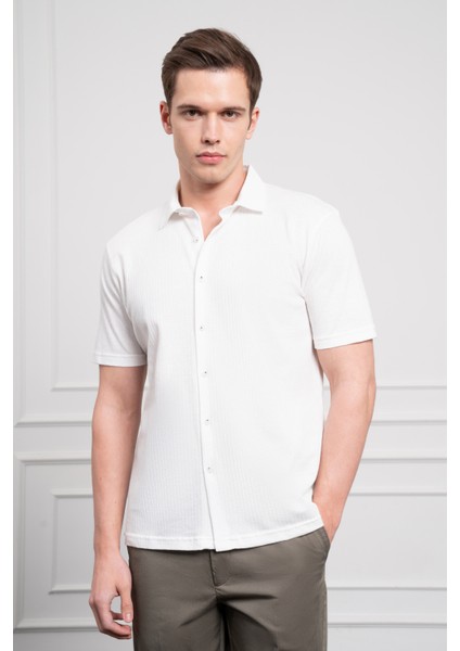 Erkek Ekru Trend Apaçi Yaka Dynamic Fit Kısa Kollu Gömlek