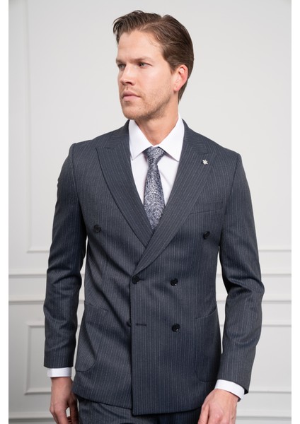 Erkek Lacivert Trend Slim Fit Dar Kesim Sivri Yaka Kruvaze Takım Elbise fırsatları